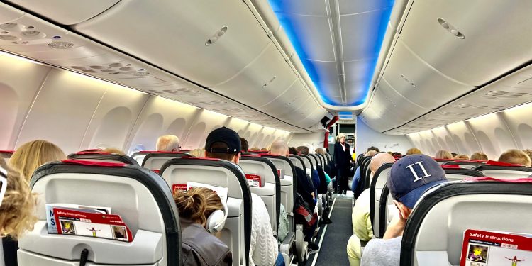 (+) Teknisk analyse: Hvilket av disse flyselskapene kan ta av?