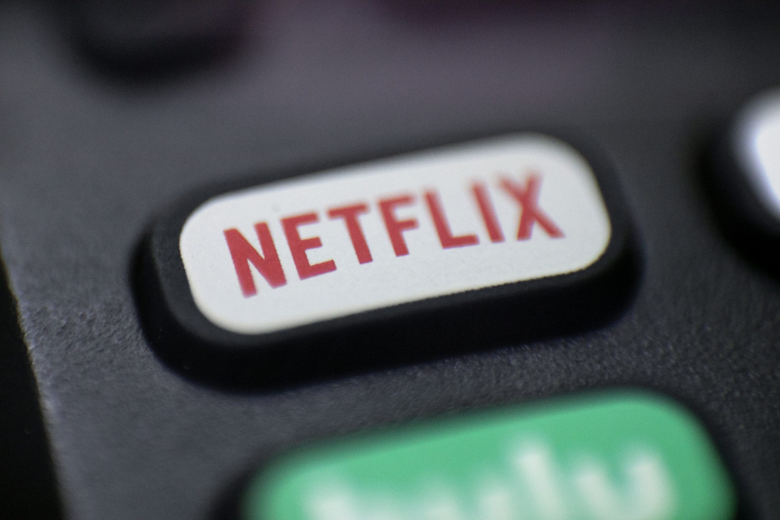 Netflix-aksjen stuper etter abonnent-tap