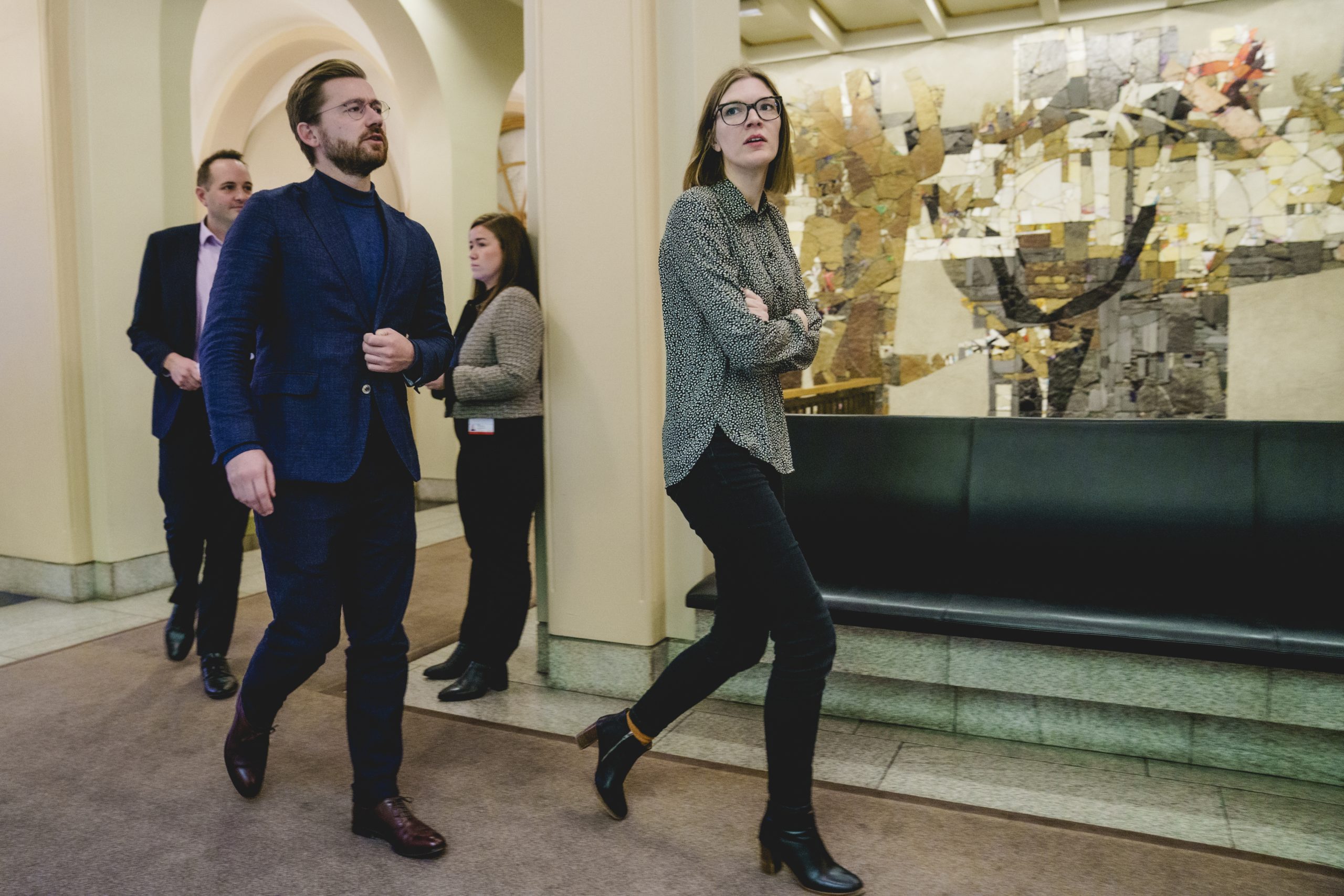 Flere partier vil øke sosialhjelpen – regjeringen stritter imot 