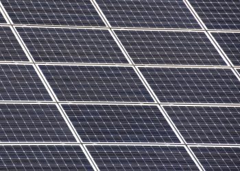 Norsk solenergiselskap har tapt store summer i Ukraina 