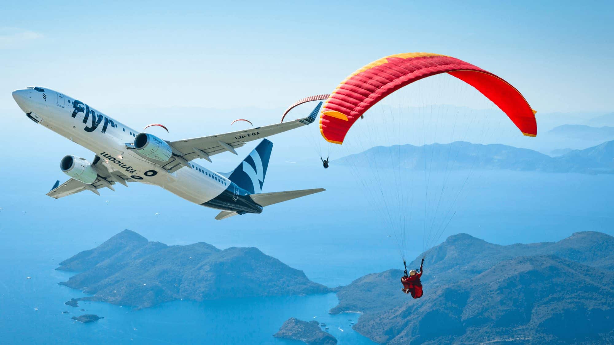 Ta på fallskjermen og hopp