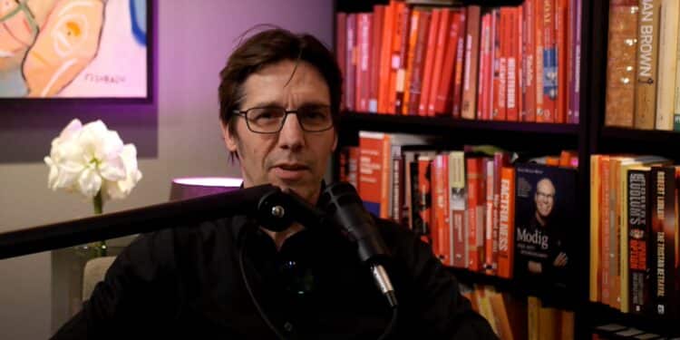 Telenortopp: Myanmar kuppet. Fra gull til katastrofe.