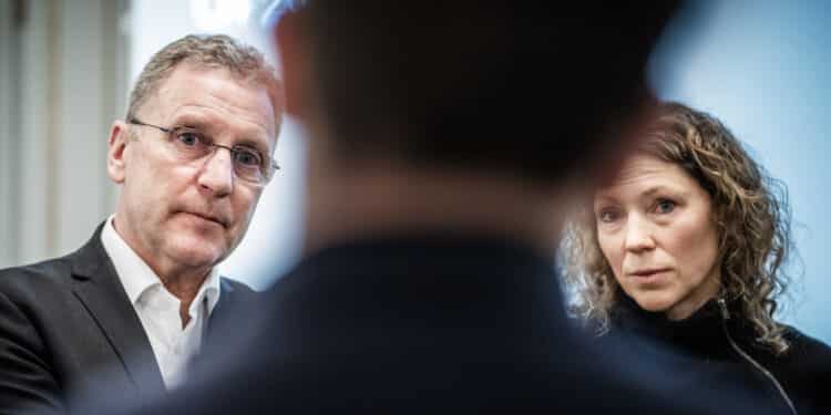 (+) Setter målene lavere for fiske-aksje