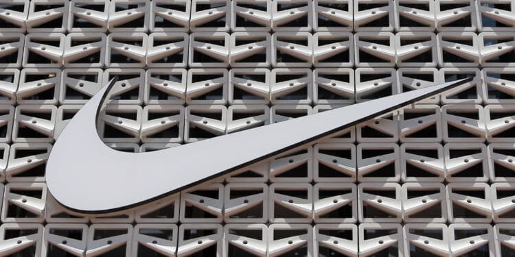 (+) Teknisk analyse: Nike