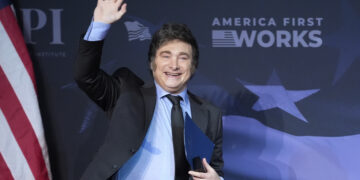 Brutal hårklipp for argentinsk statsgjeld: Trump til Mileis unnsetning