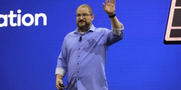 Qualcomm skyter til værs – Tesla spretter etter Musk-advarsel