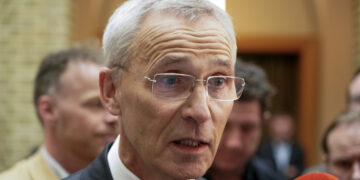 Stoltenberg beklager budsjettbråket: – En alvorlig feil