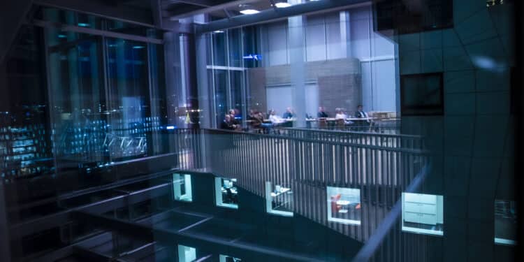 DNB: Tror Norges Bank lar rentekutt vente til september