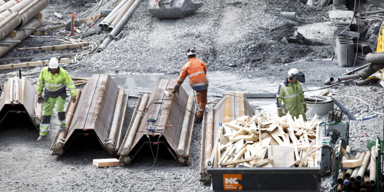 Byggebransjen maner til rentekutt: – Har ikke vært bygget færre boliger siden krigen