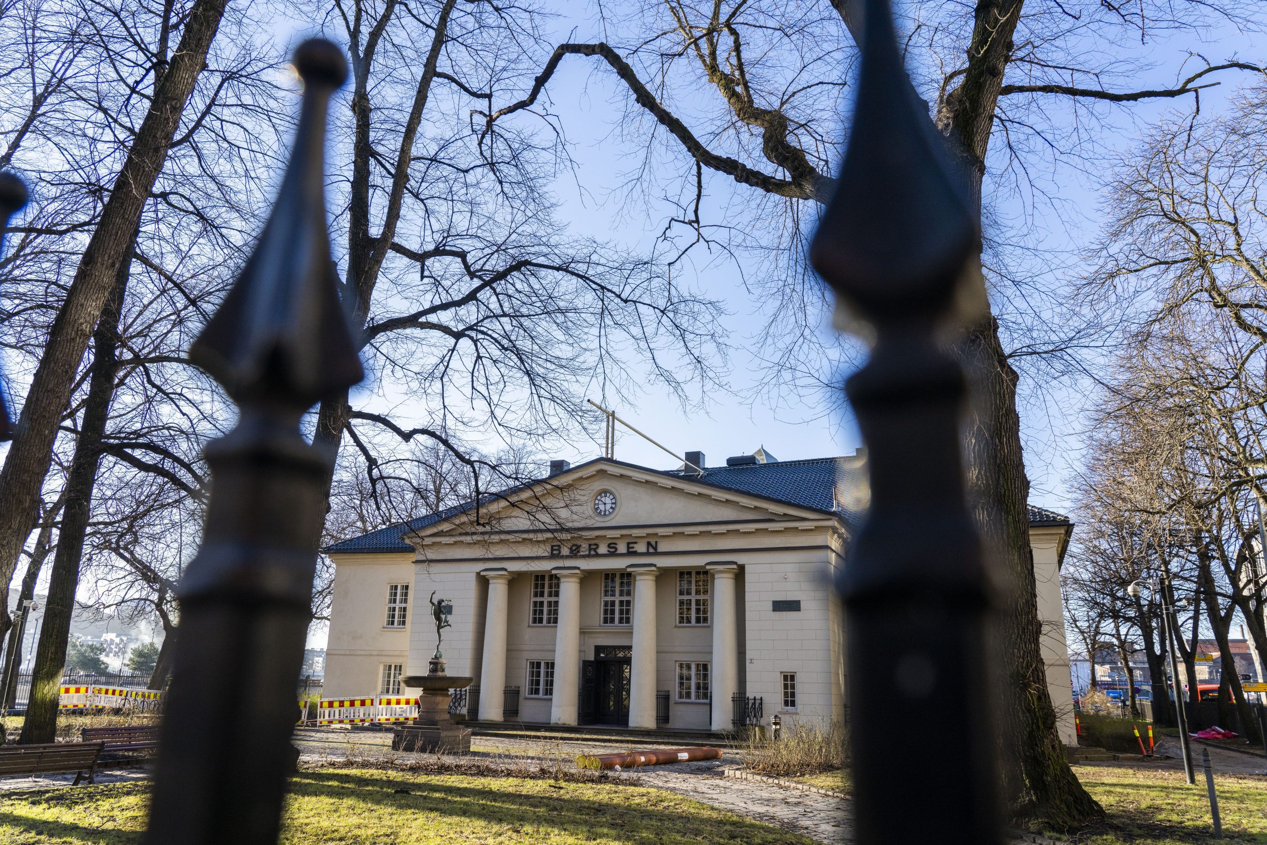 Forsiktig oppgang på børsen tross nedgang på Europa-børsene