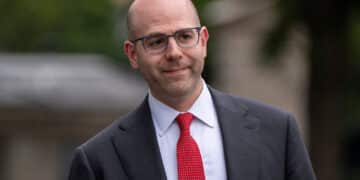 Trump tar grep om Fed: Stephen Miran inn for å samkjøre renter, valuta og handelspolitikk