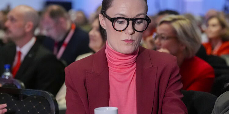 Tidligere Ap-statsråd Anette Trettebergstuen går til PR-bransjen