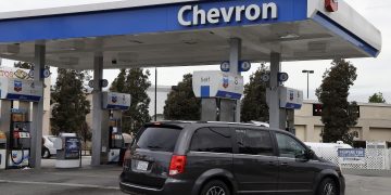 Oljegiganten Chevron kjøper Hess