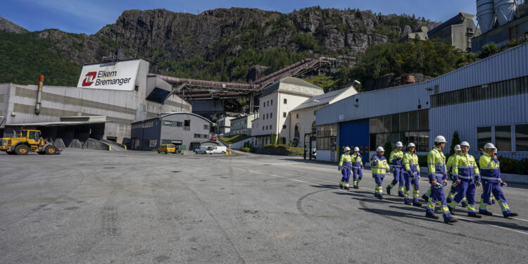 EU innfører toll på jernlegeringer – reaksjonene hagler