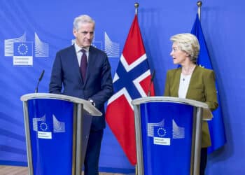 Hva skjer hvis Norge sier opp eller krever reforhandling av EØS-avtalen? 