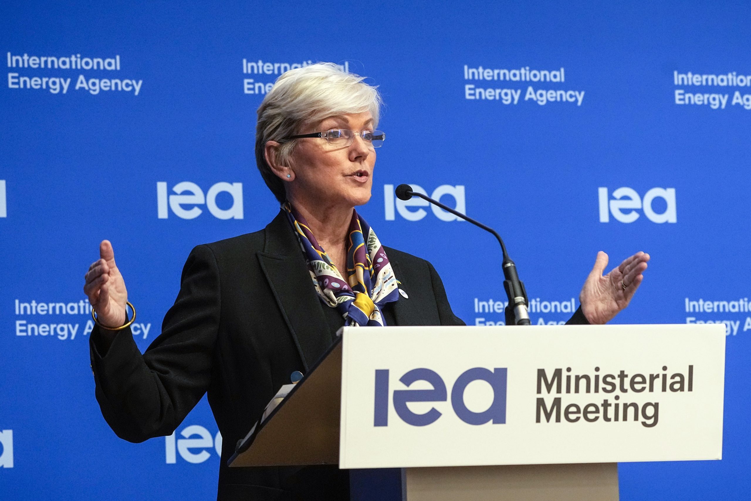 IEA: Etterspørselen etter olje kan overstige tilbudet i andre halvår