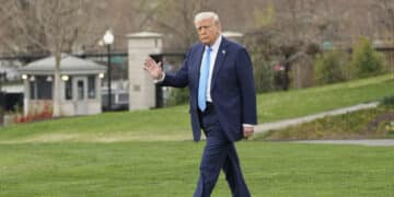 Stagflasjon og handelskrig skremmer markedene – vil Trumps «frigjøringsdag» gi en avklaring?