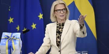 Sveriges regjering vil kutte skatt på arbeid og pensjon