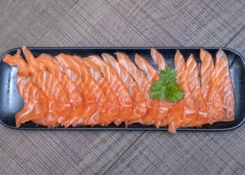 Salg av Salma-laks avsluttes – rammer 100 ansatte