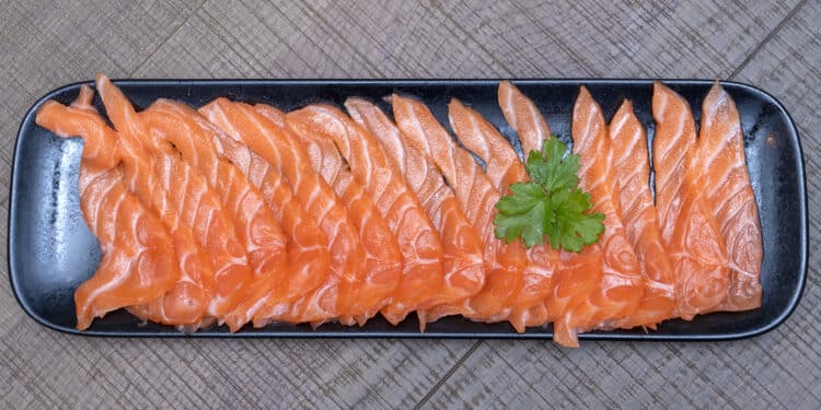 Salg av Salma-laks avsluttes – rammer 100 ansatte