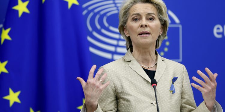 EU venter inflasjon på 6,8 prosent i 2022 – nedjusterer anslag for økonomisk vekst