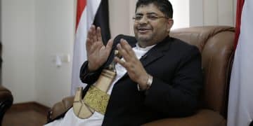 Houthi-talsmann: Alle land som går imot Jemen, kan få sine skip angrepet