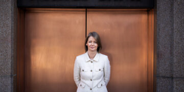 Sentralbanksjefen anslår ett rentekutt i året de neste tre årene