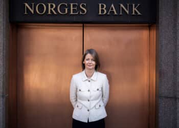 (+) Gir pengemengdevekst økonomisk vekst?