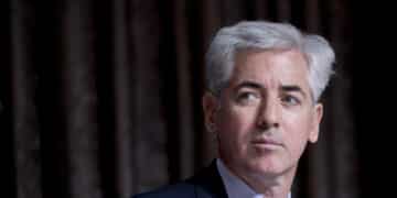 Tollkrig og tvetydige jobbtall sender Wall Street ned