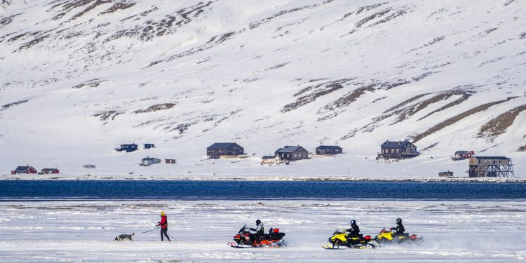 Svalbard vil ha miljøbevisste og pengesterke turister