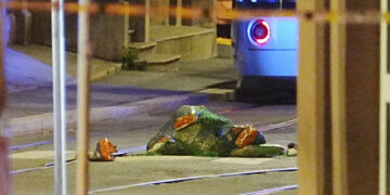 Fire politibetjenter for prisen av én kommunikasjonsdirektør!