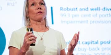 DNB faller kraftig på børs etter milliardresultat