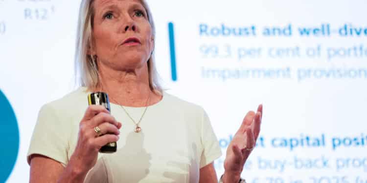DNB faller kraftig på børs etter milliardresultat