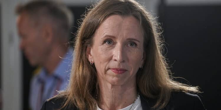 Staten vil stramme inn på store erstatningskrav etter økonomiske straffesaker