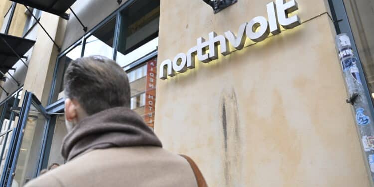 Den svenske batteriprodusenten Northvolt har begjært seg konkurs