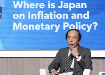 Stille på Oslo Børs, Bitcoin svever høyt og Japan skjelver