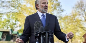 Lutnick-løft – Palantir leder, mens Snap, Starbucks og Spotify stuper