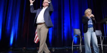 Børsrally etter Trumps toll-lettelser – Tesla og Bitcoin skyter fart