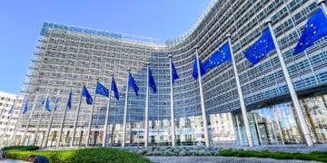 EU vurderer å trappe opp tollsvar mot USA