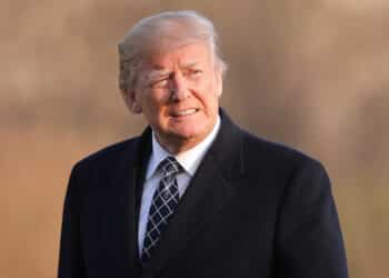 Trumps selskap lanserer mobilnettverk og egne mobiltelefoner