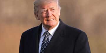 Trumps selskap lanserer mobilnettverk og egne mobiltelefoner