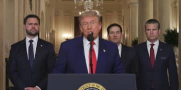 USA angriper iranske kjernekraftanlegg