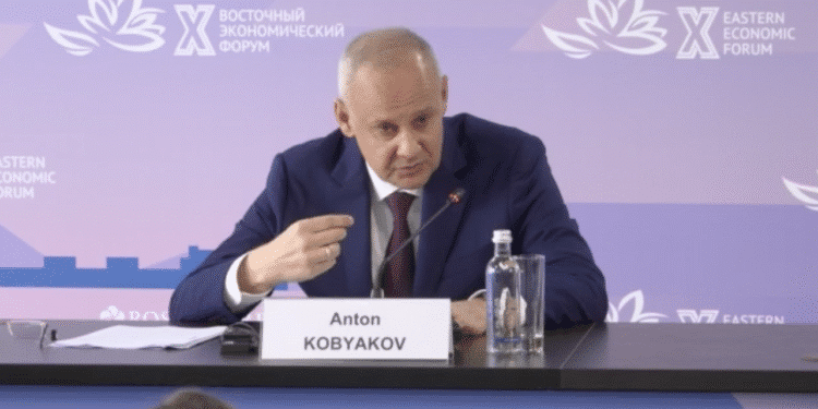 Putins rådgiver: USA vil slette statsgjelden gjennom krypto