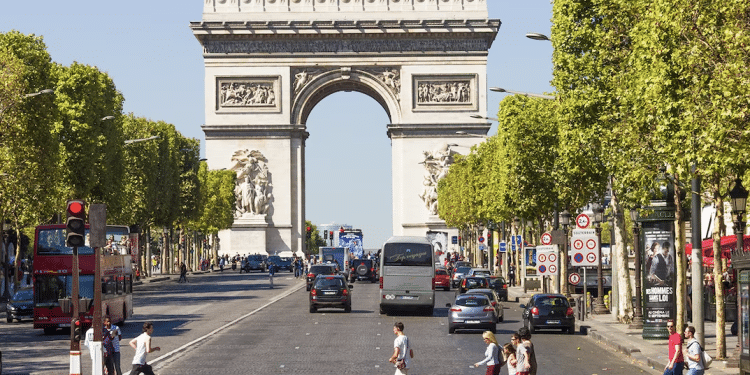 Microsoft og Amazon med milliardinvesteringer i Frankrike