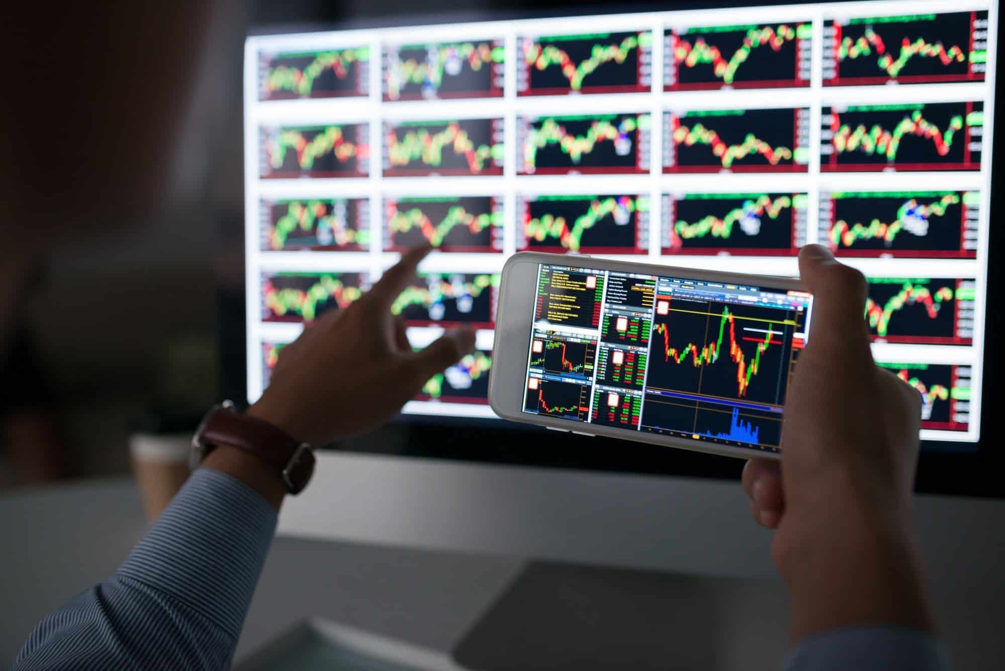 Analyzing charts and quotes