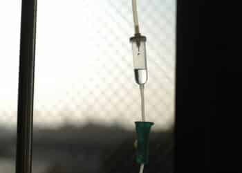 Er det lov å stille spørsmål ved cellegift og kreftbehandling i dag?